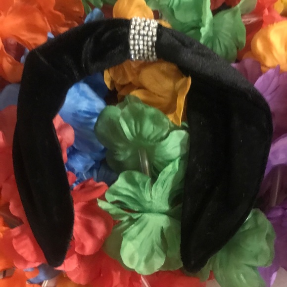 Headband with Rhinestones - Picture 2 of 8